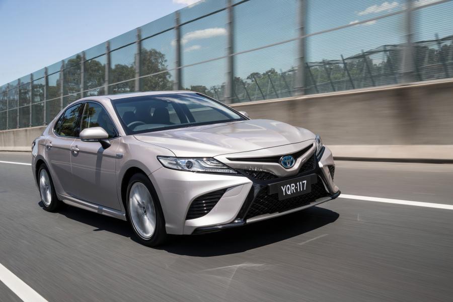  Toyota Camry SL Hybrid 2017 года  (AU) (фото 7 из 9)